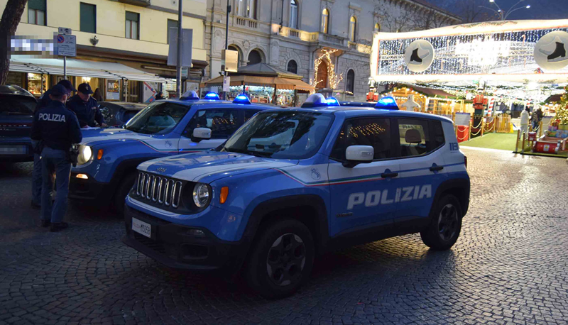 poliziacontrolli__3_.jpg (312 KB)