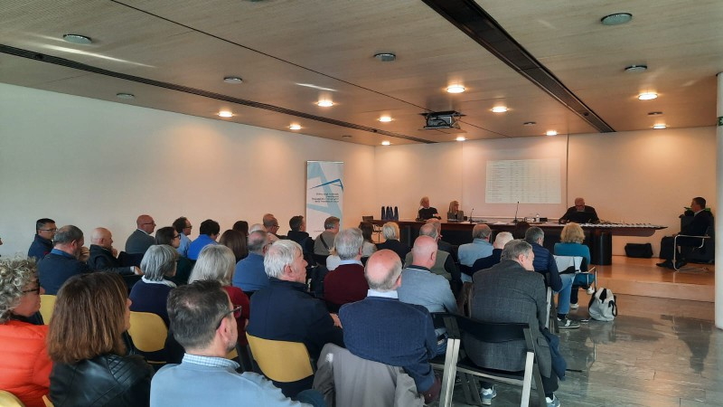 Platea__assemblea_ordine_architetti_2024.jpeg (83 KB)