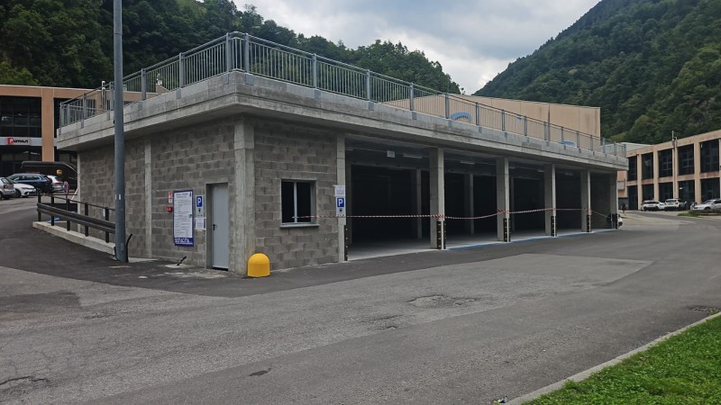 Parcheggio_Premana_3.jpg (98 KB)