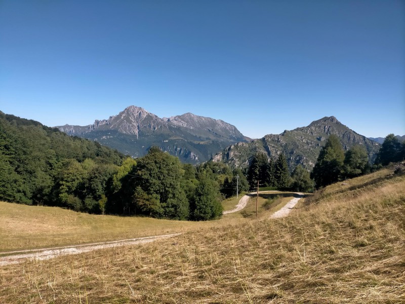 Piani_d_Erna.jpg (137 KB)