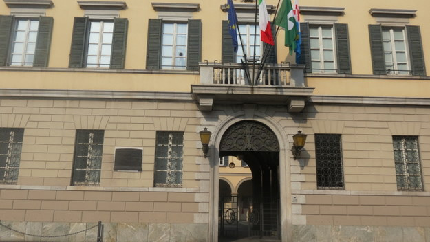 comune_lecco.jpg (73 KB)