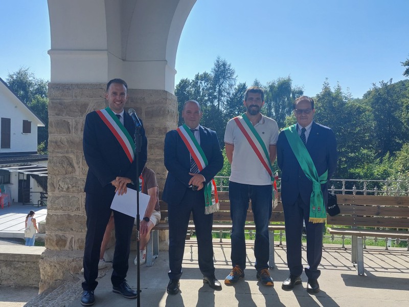 da_sinistra_Roberto_Azzoni,_Bruno_Bussola,_Riccardo_Fasoli_e_Antonio_Rusconi.jpg (122 KB)