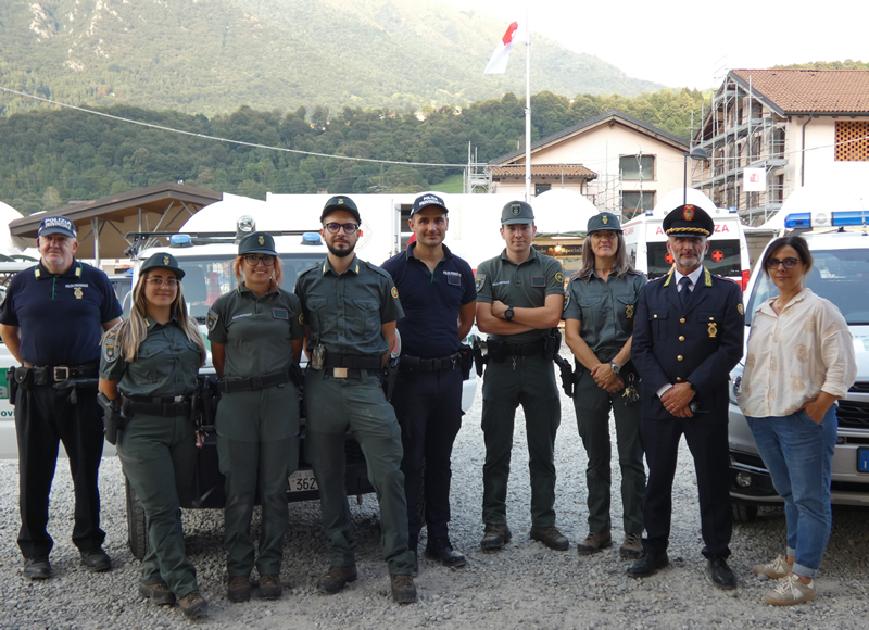 poliziaprovincialesagra.jpg (381 KB)