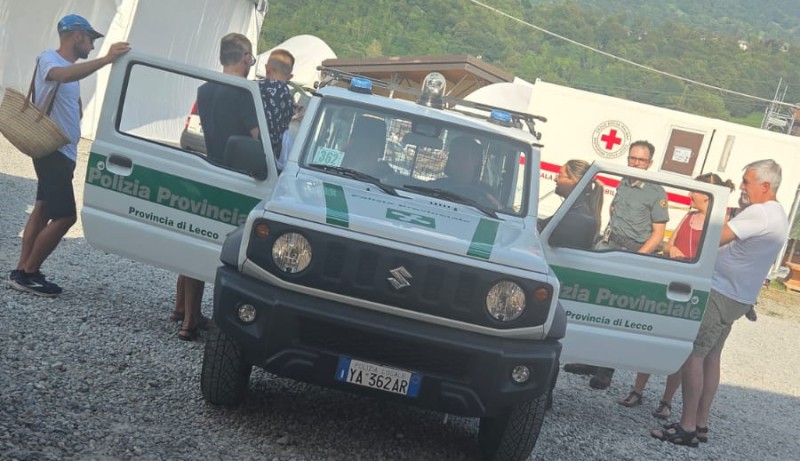 poliziaprovincialesagra4.jpg (96 KB)