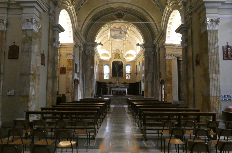 basilicasomascavercurago2.jpg (311 KB)