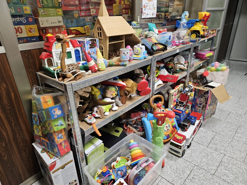 Amicidipedro_13.jpg (201 KB)