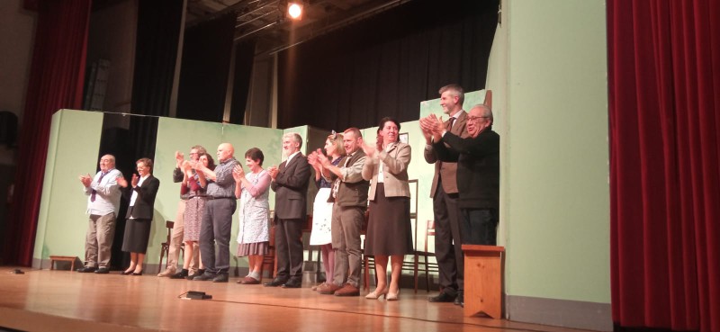 avismandello2.jpg (59 KB)