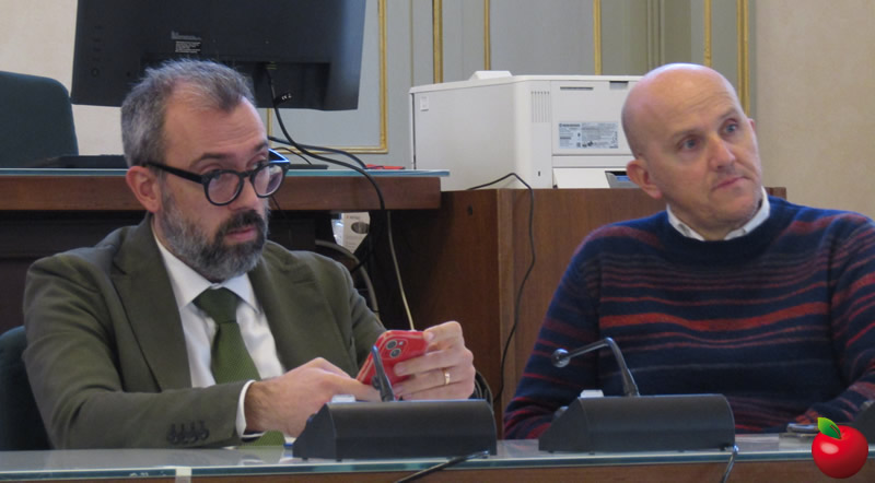 conferenzafineanno__3_.jpg (67 KB)