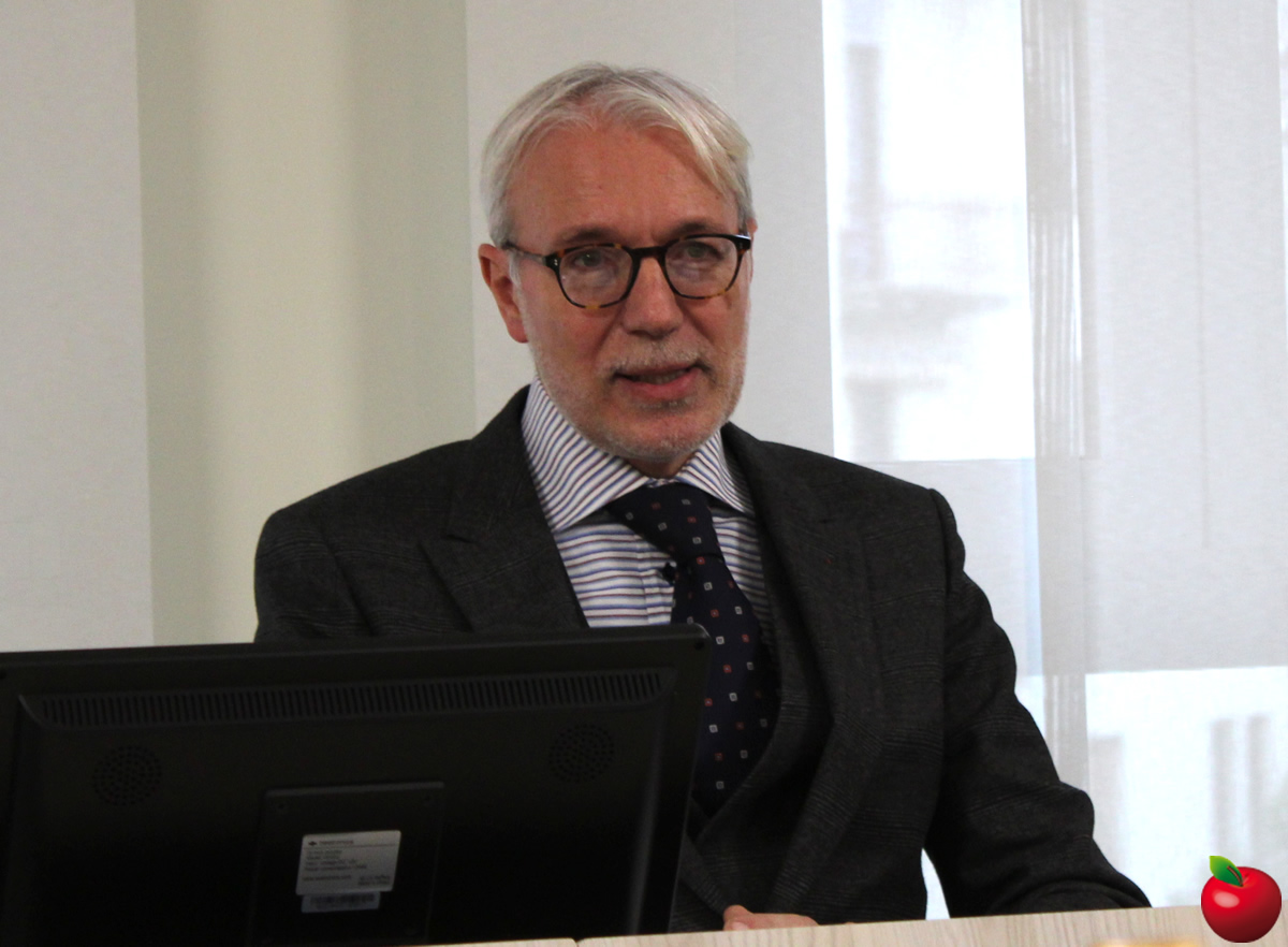 confindustrialecco2.jpg (231 KB)