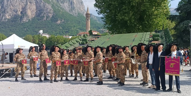 fanfaralecco__4_.jpeg (205 KB)