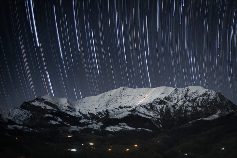 Due ore di fiaccolata in uno scatto