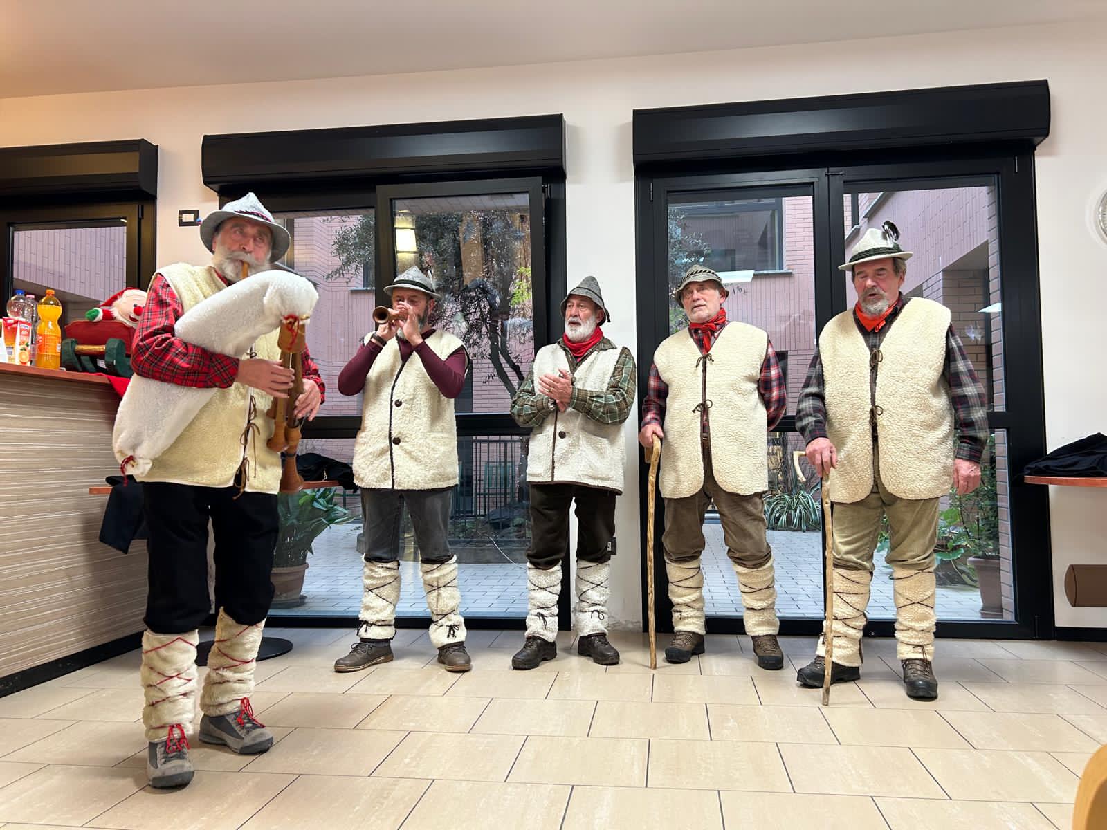 galbiatersa_musica__2_.jpg (180 KB)