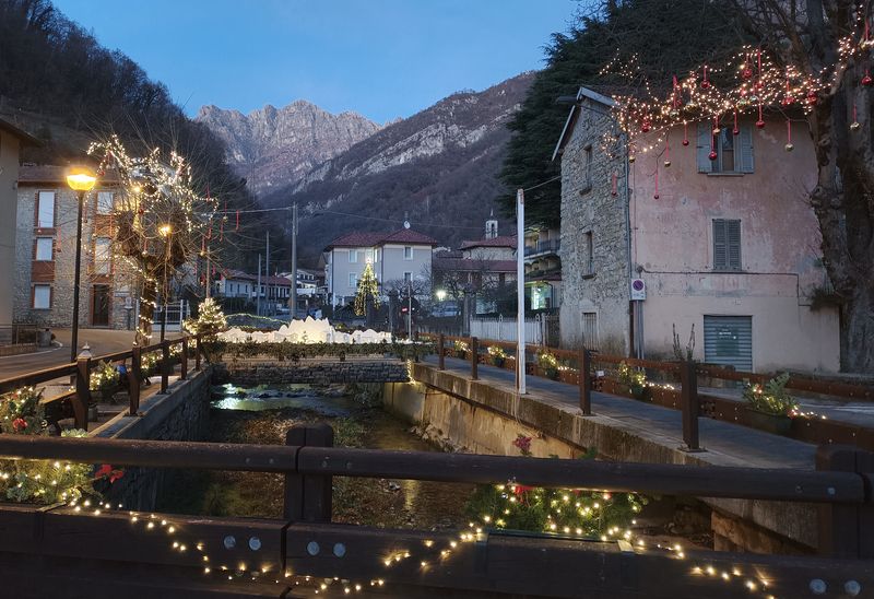 lanternenesolio4.jpg (105 KB)