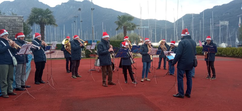 mandellocorsababbinatale__5_.jpeg (77 KB)