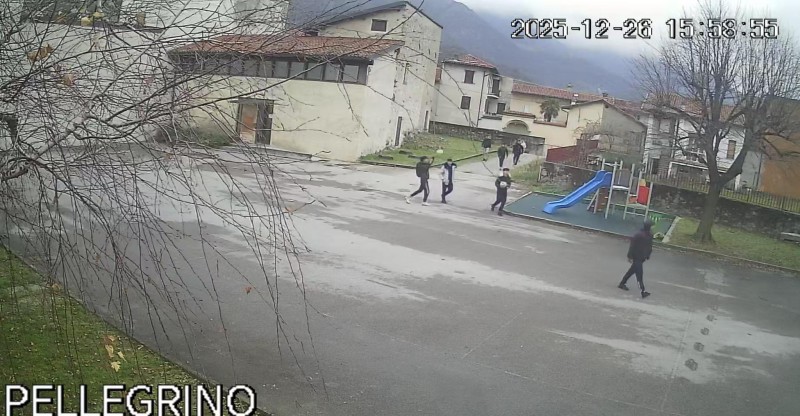 ragazzinicivate2.jpg (107 KB)