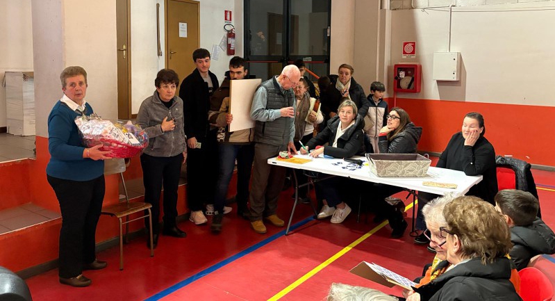 tombolataprimaluna__3_.jpg (217 KB)