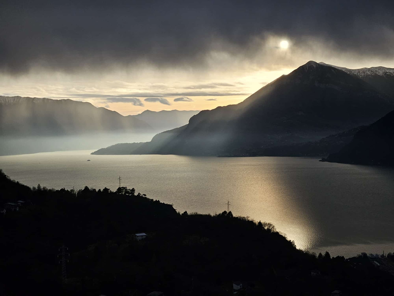 Tramonto con pioggia in Valvarrone