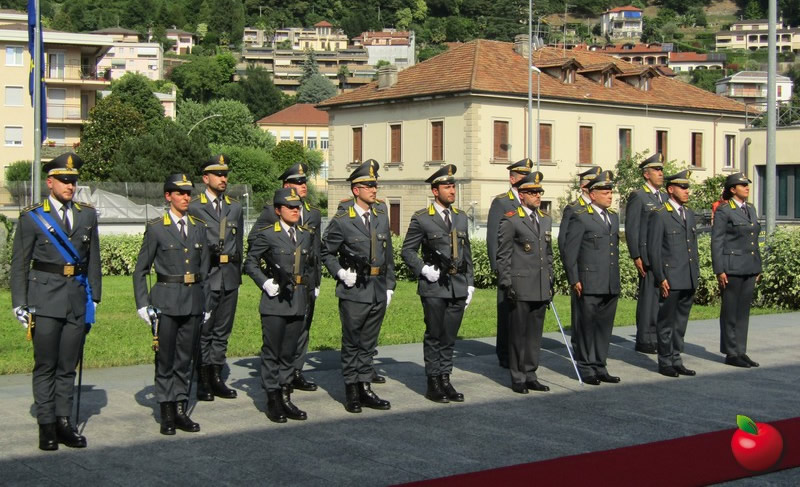 guardiadifinanzafesta__2_.jpg (147 KB)