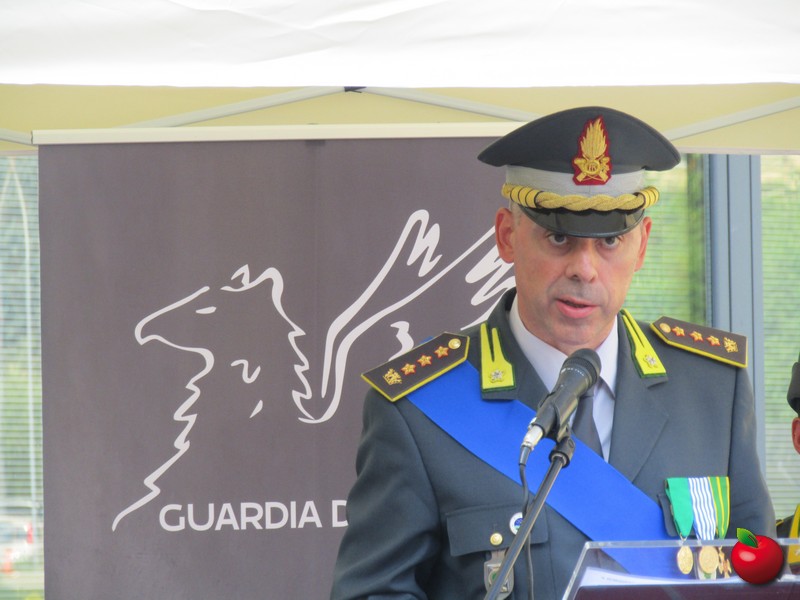 guardiadifinanzafesta__4_.jpg (115 KB)