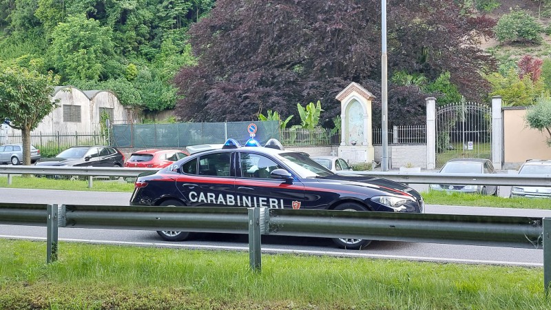 carabinieripescate.jpg (157 KB)
