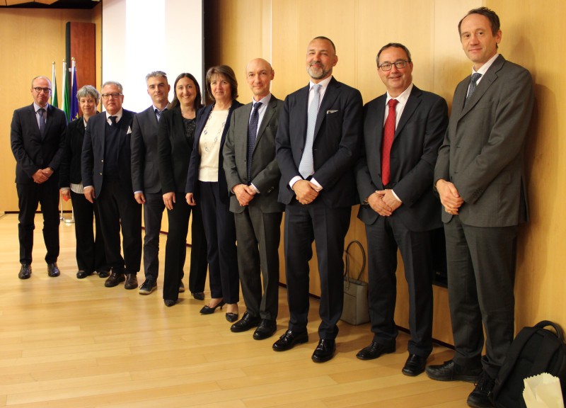 consiglio_ordine_commercialisti_Lecco_con_Smargiassi.JPG (94 KB)