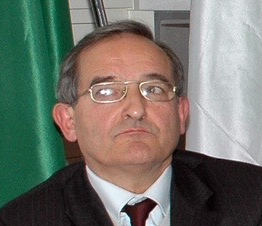 Nicola mi ha insegnato che lo straordinario dell'amministrare risiede nella quotidianità