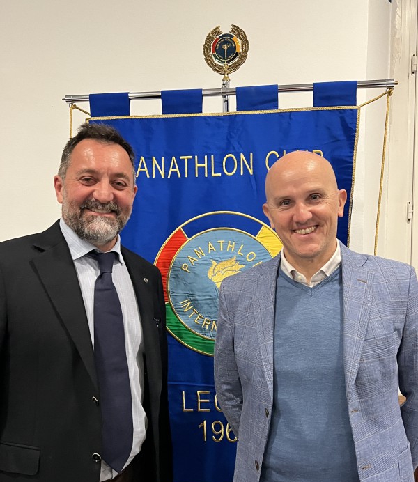 Andrea_Mauri_a_sinistra_con_Emanuele_Torri.JPG (179 KB)