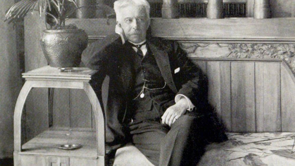 Antonio_Fogazzaro_anziano.jpg (83 KB)