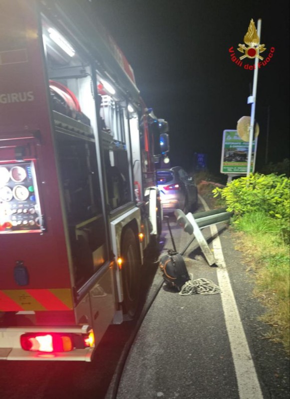 IMG_8146.JPG (89 KB)