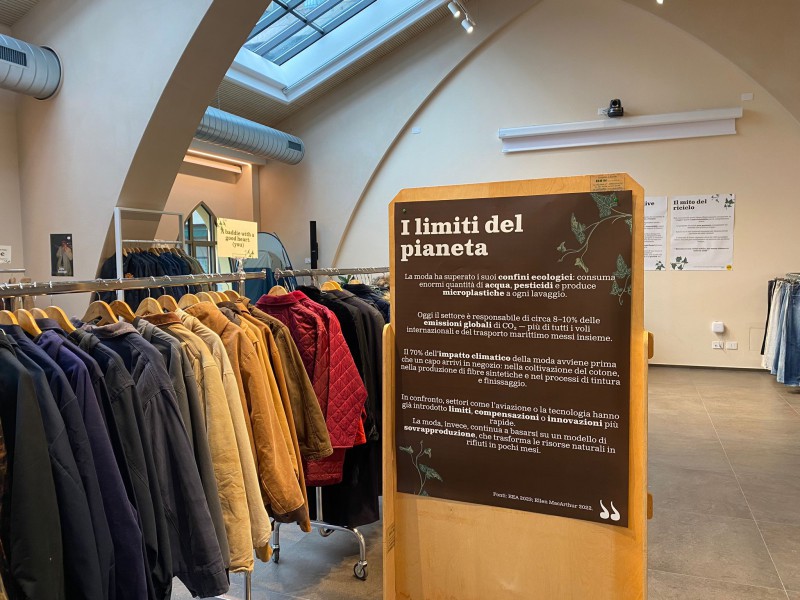 Revolution-moda_sostenibile-3.jpg (122 KB)