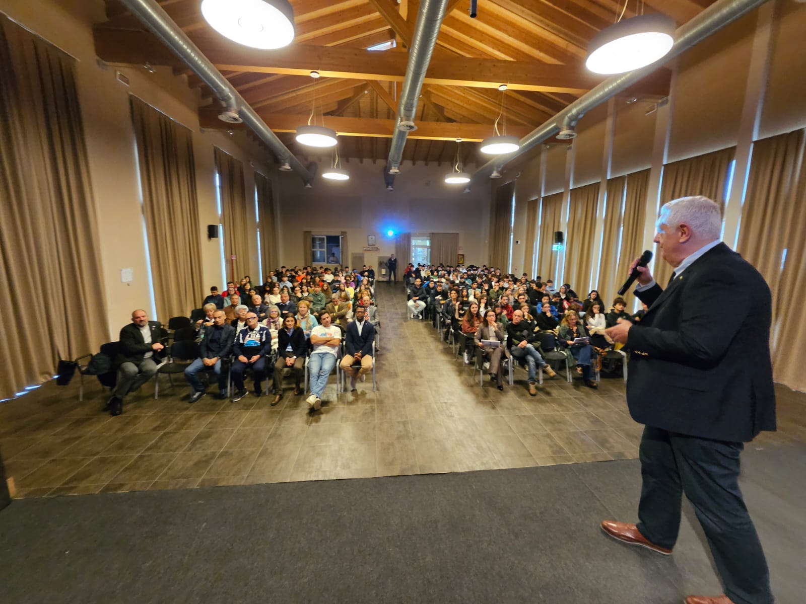 colicosport__5_.jpeg (200 KB)