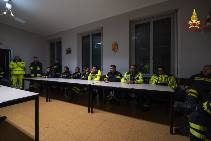 esercitazionegalleria20.jpg (74 KB)