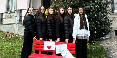 foto_BALLERINE_del_25.11.2025pr.jpg (84 KB)