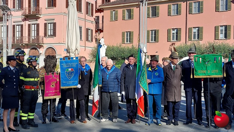 lecco4novembre__9_.jpg (204 KB)