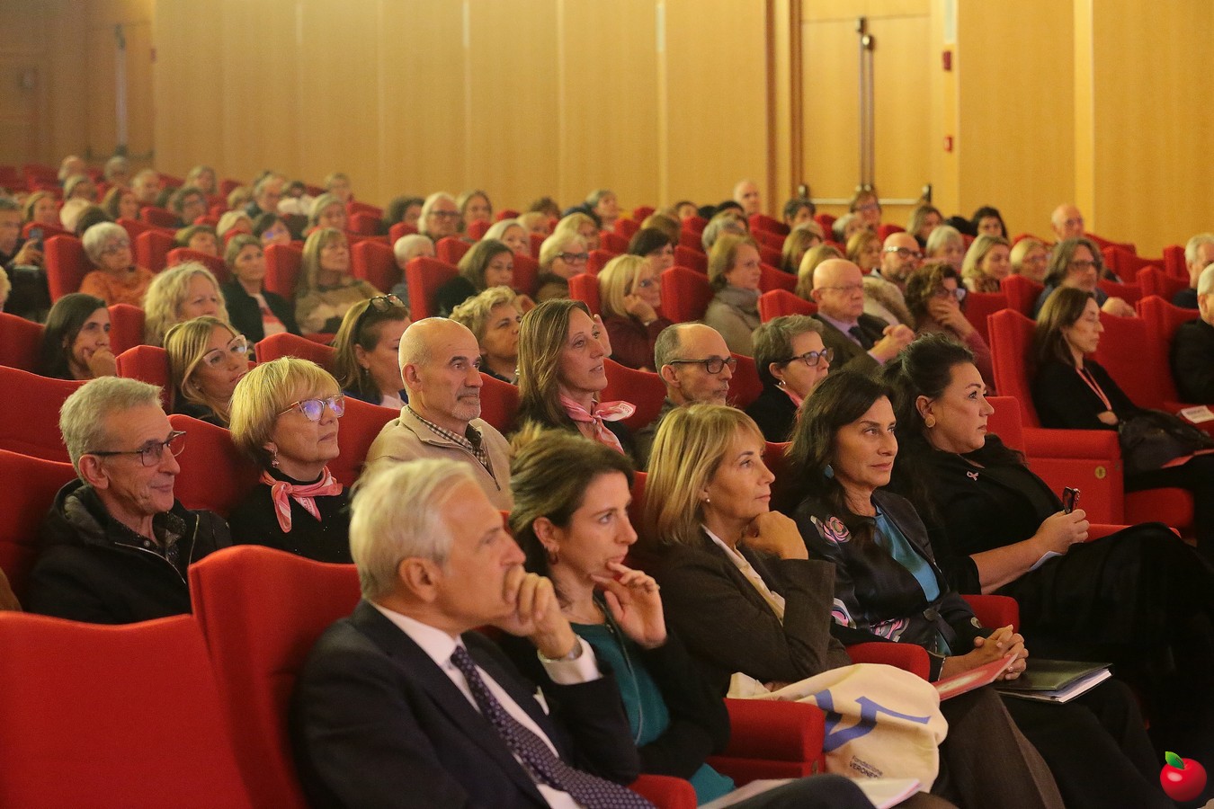 leccoagatha0002.jpg (278 KB)