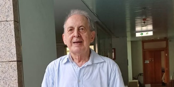 padremariomarazzipr.jpg (78 KB)