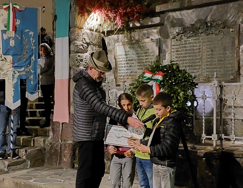 premana4novembre__9_.jpg (243 KB)