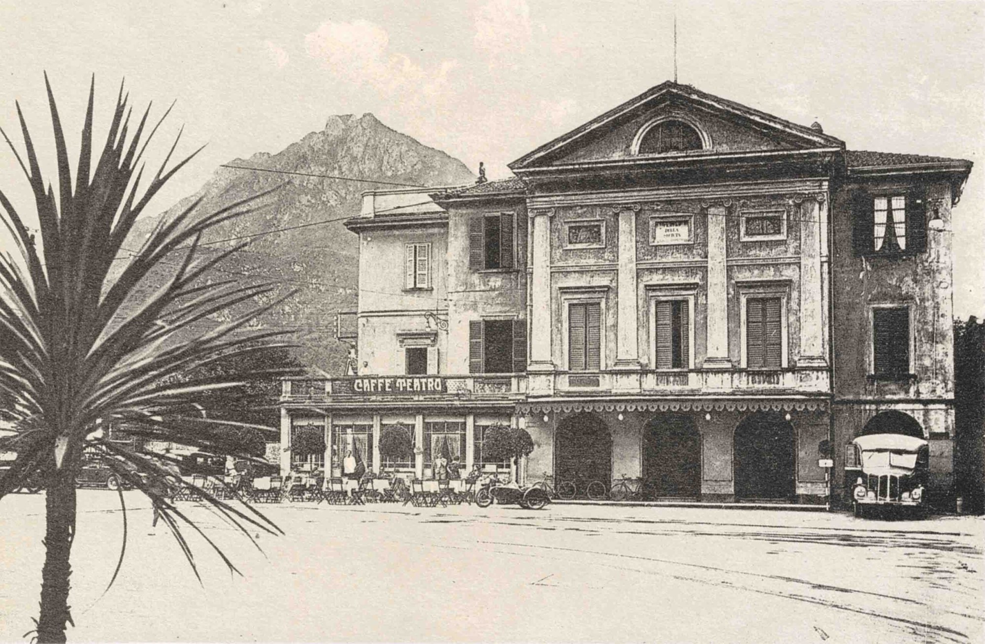 teatro_della_societ_.jpg (602 KB)