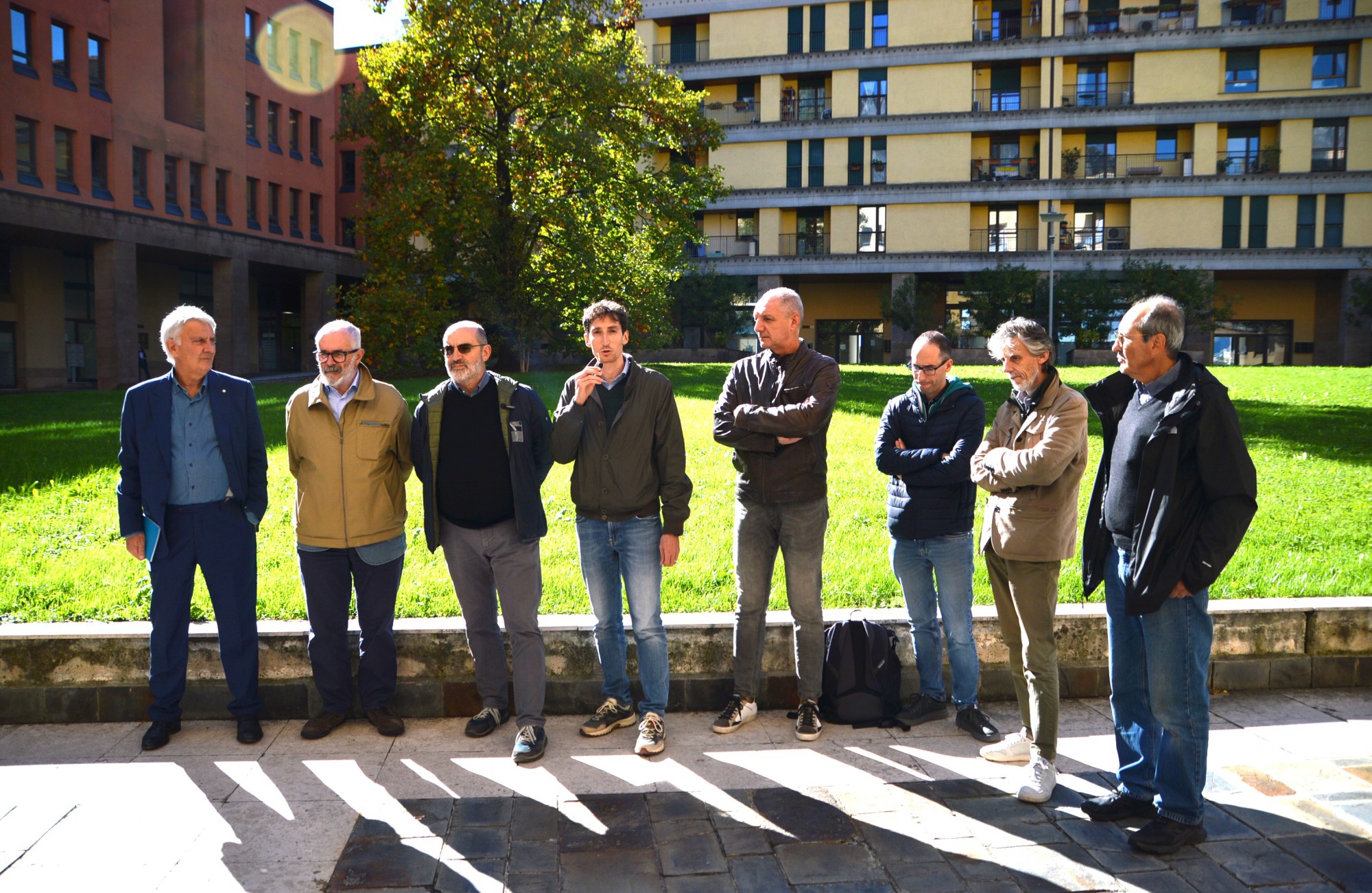 DSC_0001.JPG (1.16 MB)