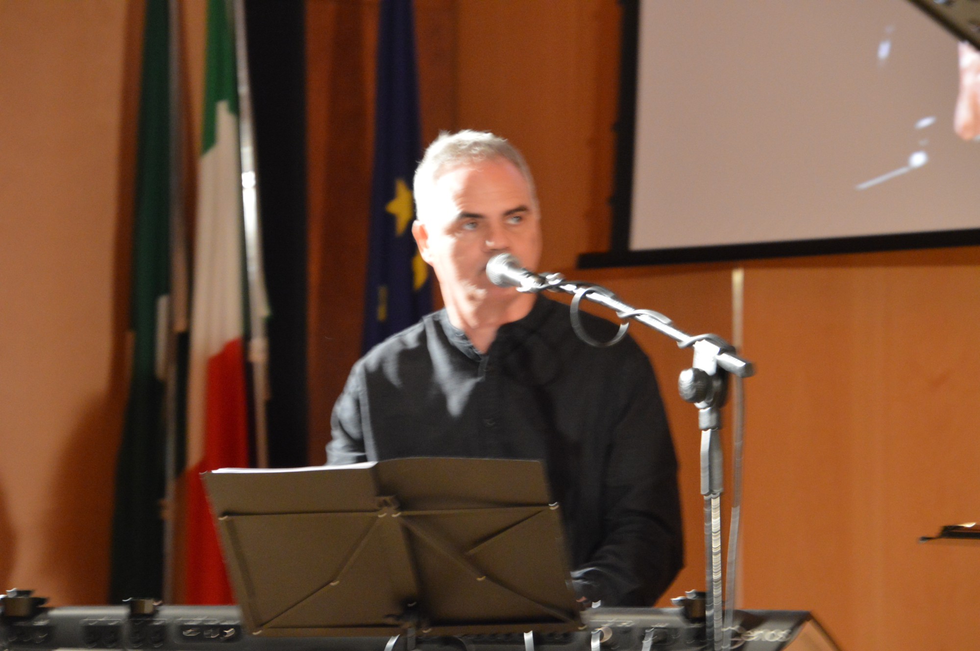 Daniele_Longo.JPG (330 KB)