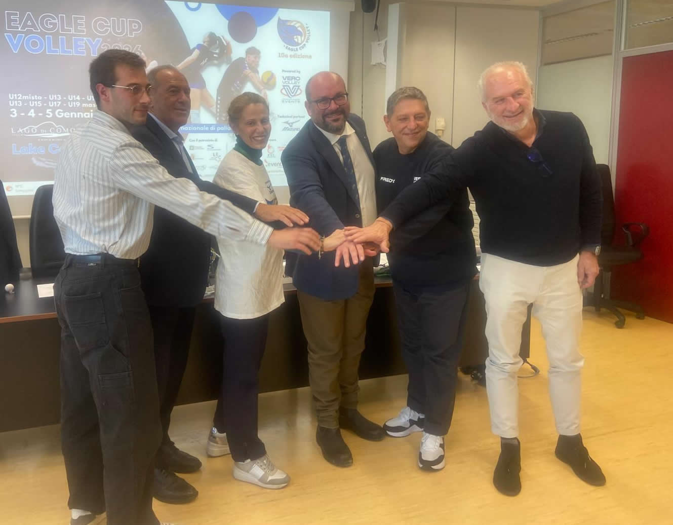 EagleVolleyCup2.jpg (90 KB)