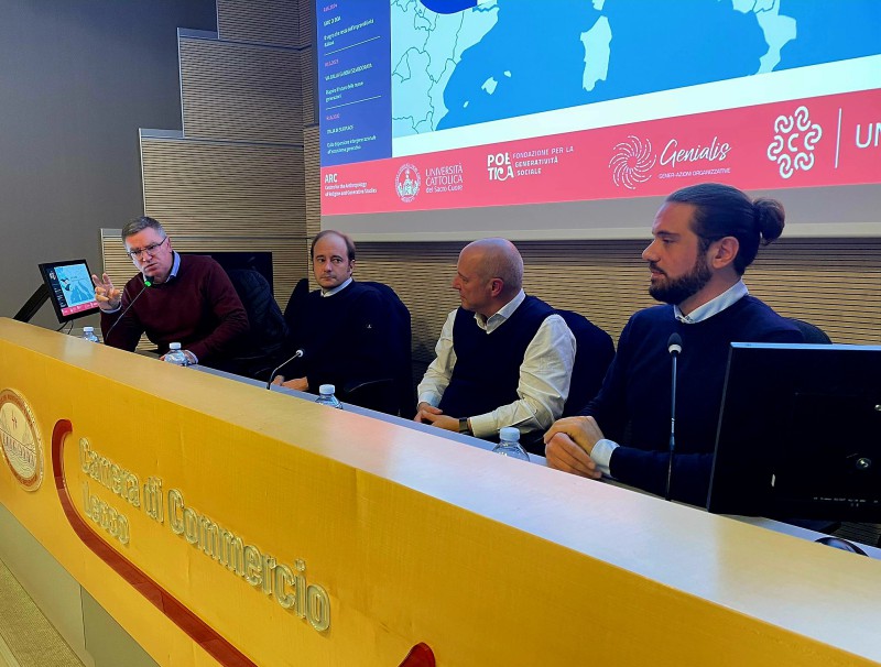 Generareilfuturo2.jpg (112 KB)