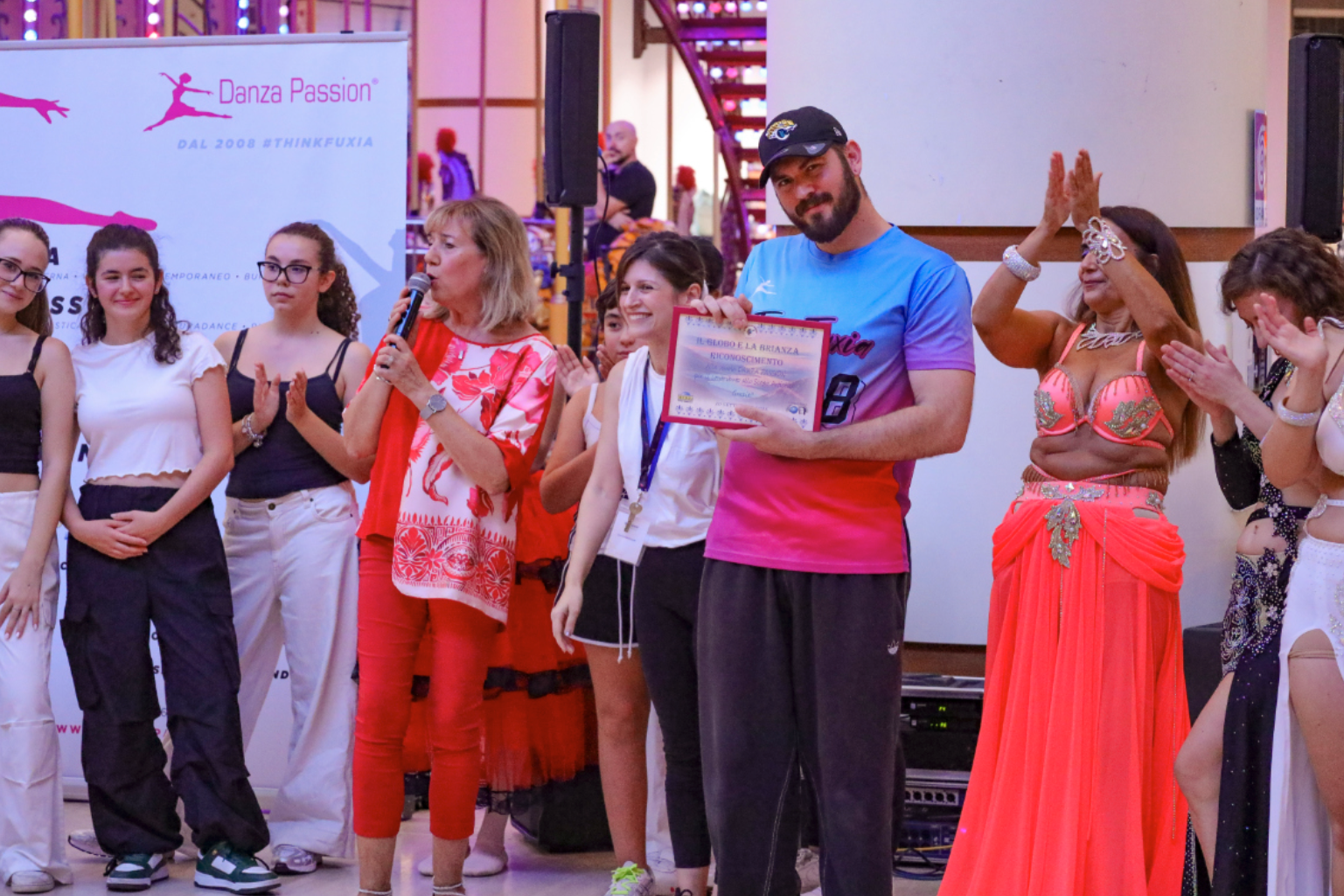 Globo_danza1.png (2.70 MB)