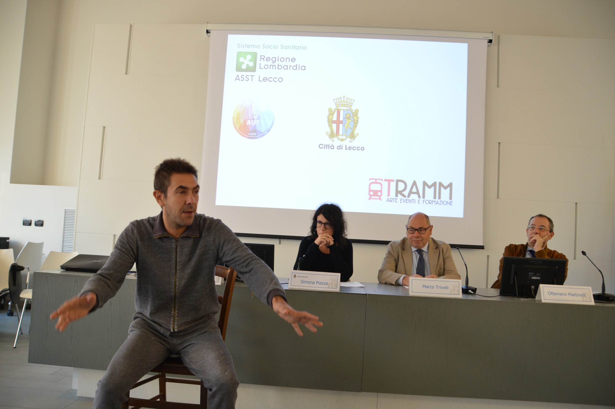 Matteo_Polvara_prova_teatrale__4_.JPG (255 KB)