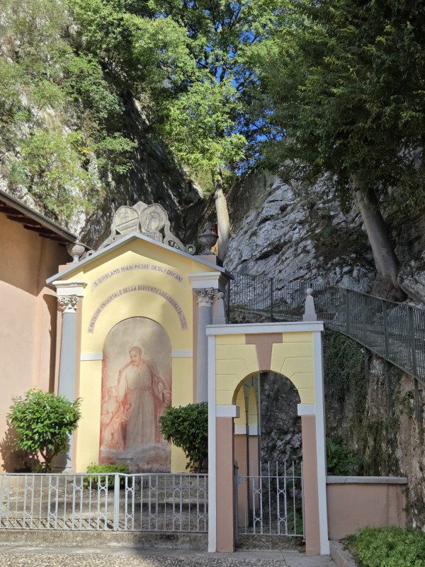 VALLETTASOMASCA2.jpg (175 KB)