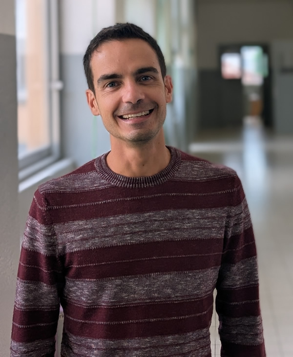 gondoni2.jpg (109 KB)