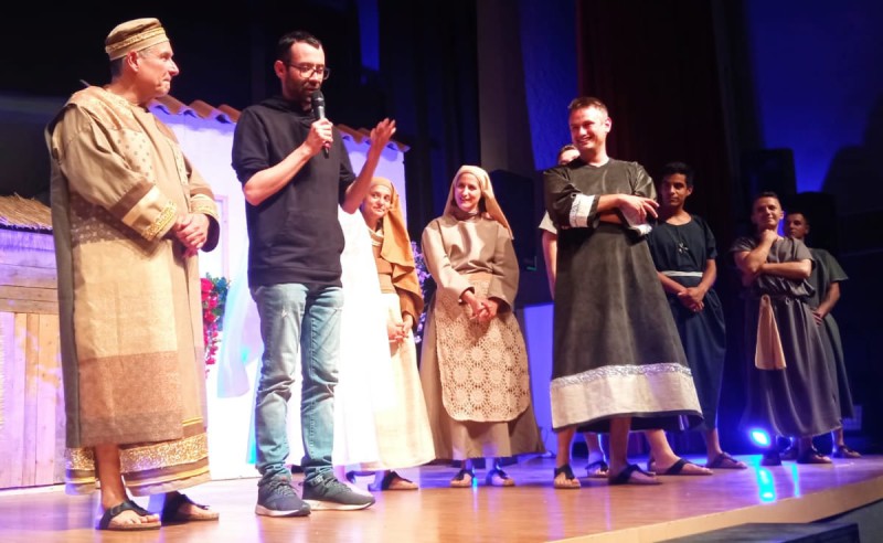 mandellocomunita1.jpg (88 KB)