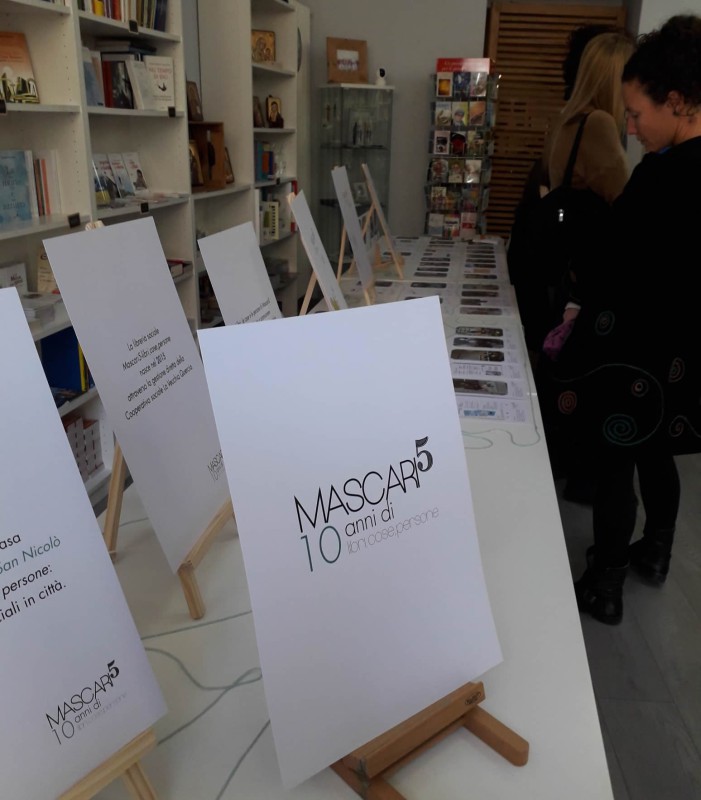 mascari2.jpg (78 KB)