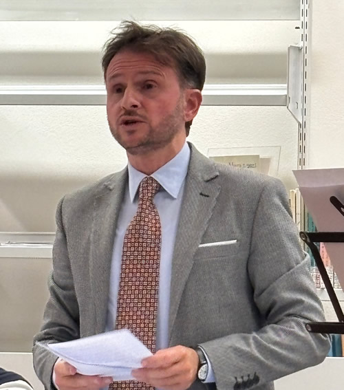 mauromanzonituroldodue.jpg (69 KB)