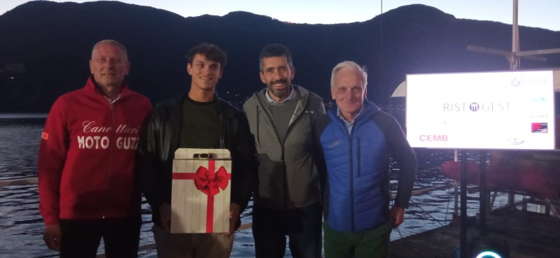 panizzafesta2.jpg (50 KB)